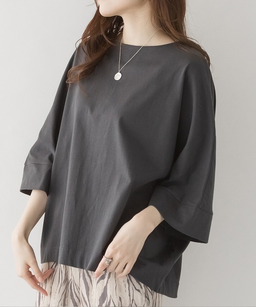 itto...(イット)の「綿100%ボートネック7分袖ドルマンカットソー(Tシャツ/カットソー・レディース・オフホワイト/ブラック/グレイッシュベージュ/チャコールグレー・LL~3L/4L~5L/M~L)」の15枚目の写真