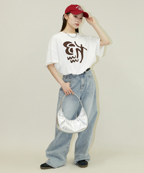 PUBLUX(パブリュクス)の「PUBLUX/パブリュクス フロッキー ニュアンス アート ビッグ Tシャツ 限定展開(Tシャツ/カットソー・レディース・ピンク/オフホワイト/ブラウン/チャコールグレー・フリ-)」の7枚目の写真
