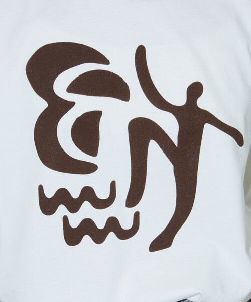 PUBLUX(パブリュクス)の「PUBLUX/パブリュクス フロッキー ニュアンス アート ビッグ Tシャツ 限定展開(Tシャツ/カットソー・レディース・ピンク/オフホワイト/ブラウン/チャコールグレー・フリ-)」の9枚目の写真