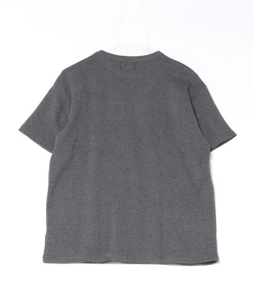 Chikashitsu +(チカシツプラス)の「【Chikashitsu +】waffle cropped half sleeve tee (4color) / 【チカシツプラス】ワッフルクロップド半袖Tシャツ<着用動画あり>(Tシャツ/カットソー・メンズ・グレー/ホワイト/チャコール/ブラック・L/M)」の5枚目の写真