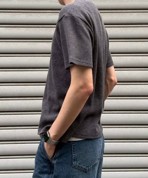 Chikashitsu +(チカシツプラス)の「【Chikashitsu +】waffle cropped half sleeve tee (4color) / 【チカシツプラス】ワッフルクロップド半袖Tシャツ<着用動画あり>(Tシャツ/カットソー・メンズ・グレー/ホワイト/チャコール/ブラック・L/M)」の19枚目の写真