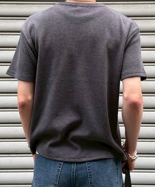 Chikashitsu +(チカシツプラス)の「【Chikashitsu +】waffle cropped half sleeve tee (4color) / 【チカシツプラス】ワッフルクロップド半袖Tシャツ<着用動画あり>(Tシャツ/カットソー・メンズ・グレー/ホワイト/チャコール/ブラック・L/M)」の20枚目の写真