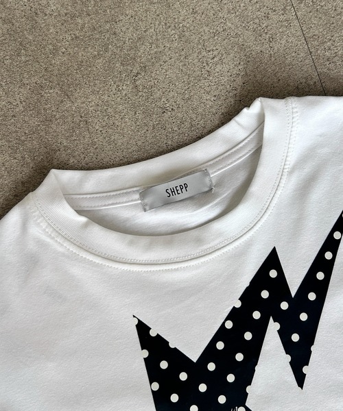 SHEPP(シープ)の「Y2K スター グラフィック タイトTシャツ 半袖コンパクトT(Tシャツ/カットソー・レディース・ホワイト・S/M)」の11枚目の写真