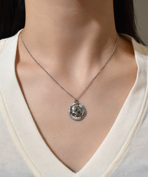 kiehtova(キエトヴァ)の「COIN PENDANT NECKLACE/コインペンダントネックレス(ネックレス・レディース・シルバー/ゴールド・FREE)」の2枚目の写真