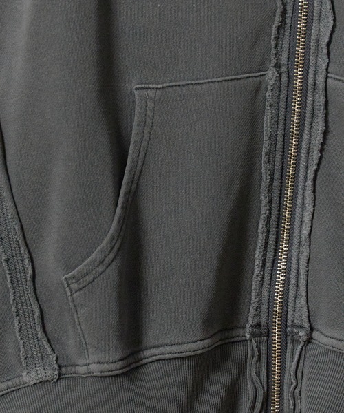 Russell Athletic（ラッセルアスレティック）の「RUSSELL ATHLETIC / ラッセルアスレティック ×JieDa / ジエダ Campus Sweat Zip Hoodie キャンパス スウェット トレーナー ジップ フーディー フルジップパーカー ダブルジップ ライトアウター 無地 ライン シンプル メンズ レディース 2026年 秋 秋服 冬 冬服（パーカー・メンズ・ブラック/ヘザーグレー/レッド・L/XL/M）」の7枚目の写真