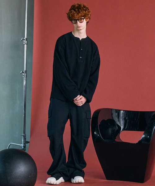 MAISON SPECIAL(メゾンスペシャル)の「《UNISEX》Banana Curve Silhouette Prime-Wide Cargo Trousers/バナナカーブシルエットプライムワイドカーゴスラックス【MAISON SPECIAL/メゾンスペシャル】■セットアップ対応■(カーゴパンツ・メンズ・チャコールグレー/ブラック/ブラウン・2/0/1)」の6枚目の写真