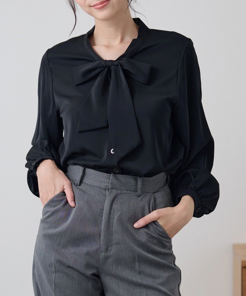 Lace Ladies(レースレディース)の「ボウタイ リボン 長袖 ボリュームスリーブ ブラウス(シャツ/ブラウス・レディース・ホワイト/ブラック/ブルーグレー/ベージュ/ネイビー・XL/M)」の2枚目の写真