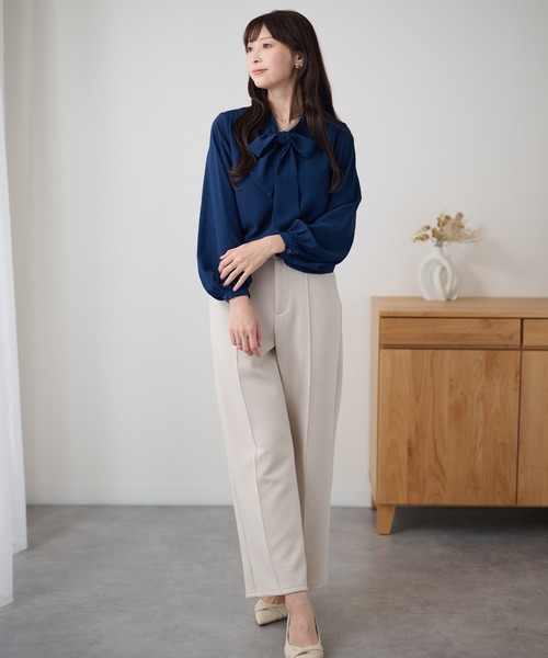 Lace Ladies(レースレディース)の「ボウタイ リボン 長袖 ボリュームスリーブ ブラウス(シャツ/ブラウス・レディース・ホワイト/ブラック/ブルーグレー/ベージュ/ネイビー・XL/M)」の8枚目の写真