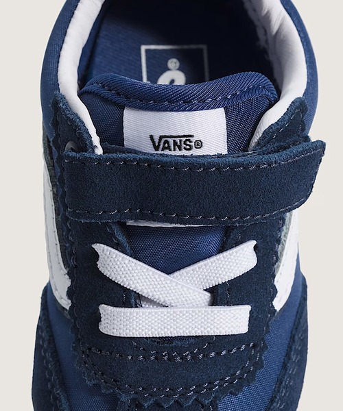 VANS(バンズ)の「トドラー スーパーロープロ V / Super Lowpro V True Navy VN000Z6J5TU1(スニーカー・キッズ・ネイビー・4/6/8/10/9/5/7)」の5枚目の写真