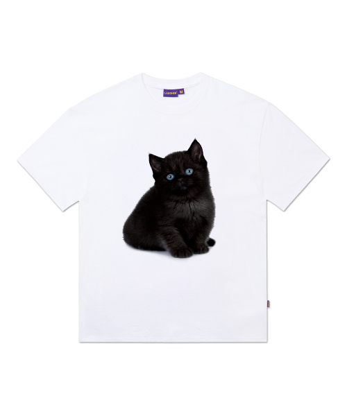 LAUGHER(ラファー)の「ネコTシャツ - ホワイト(ブラック)(Tシャツ/カットソー・レディース・その他・MEDIUM/SMALL/X-LARGE)」の1枚目の写真