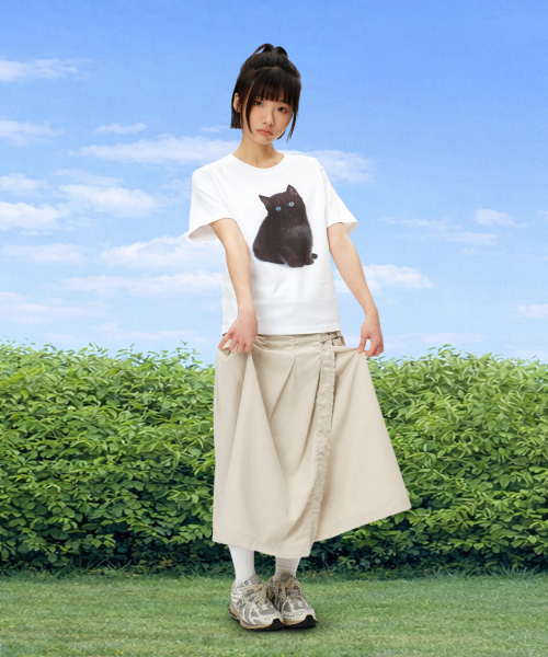 LAUGHER(ラファー)の「ネコTシャツ - ホワイト(ブラック)(Tシャツ/カットソー・レディース・その他・MEDIUM/SMALL/X-LARGE)」の3枚目の写真