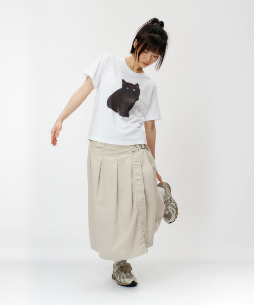 LAUGHER(ラファー)の「ネコTシャツ - ホワイト(ブラック)(Tシャツ/カットソー・レディース・その他・MEDIUM/SMALL/X-LARGE)」の6枚目の写真