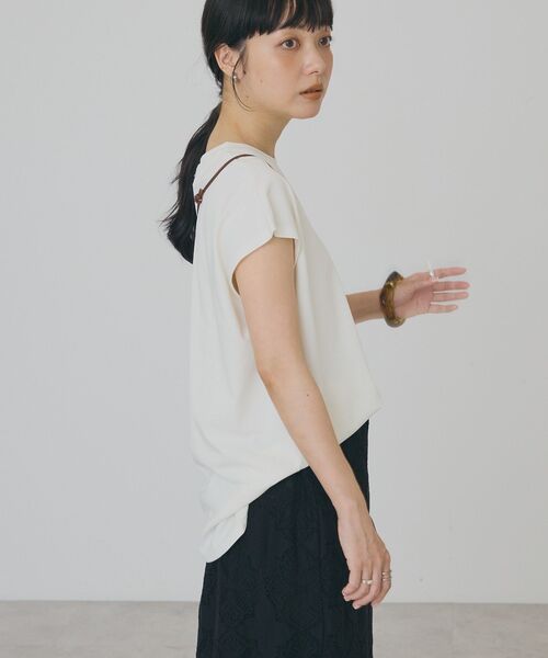 AMERICAN HOLIC（アメリカンホリック）の「【接触冷感・近赤外線カット・UVカット】フレンチスリーブプルオーバー（Tシャツ/カットソー・レディース・ブラウン/オレンジ/アイボリー/ダークネイビー・M/L）」の8枚目の写真