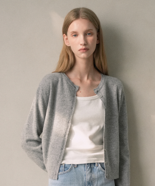 VLETI(ブレッティ)の「Wool 100% Wave Knit Cardigan (gray)(カーディガン/ボレロ・レディース・チャコールグレー・FREE)」の2枚目の写真