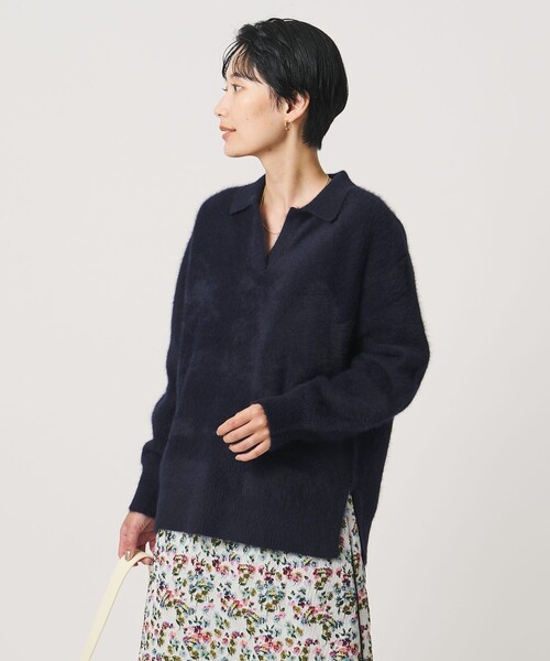 UNITED ARROWS(ユナイテッドアローズ)の「フォックスカシミヤ スキッパー プルオーバー ニット(ニット/セーター・レディース・ダークブラウン/ライトブルー/ネイビー・FREE)」の3枚目の写真