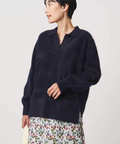 UNITED ARROWS(ユナイテッドアローズ)の「フォックスカシミヤ スキッパー プルオーバー ニット(ニット/セーター・レディース・ダークブラウン/ライトブルー/ネイビー・FREE)」の6枚目の写真