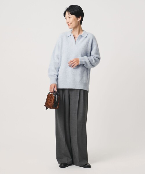 UNITED ARROWS(ユナイテッドアローズ)の「フォックスカシミヤ スキッパー プルオーバー ニット(ニット/セーター・レディース・ダークブラウン/ライトブルー/ネイビー・FREE)」の14枚目の写真