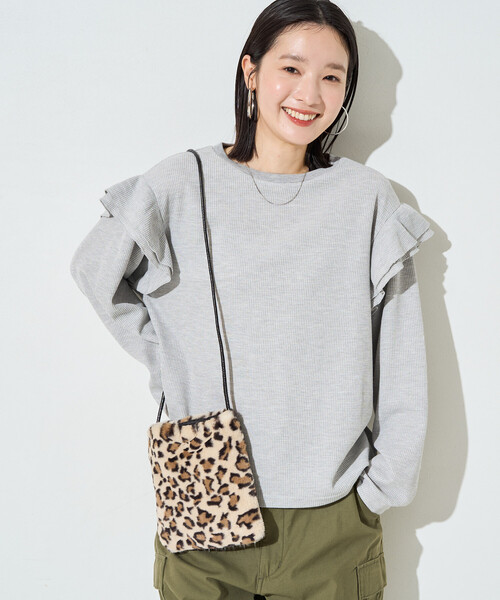 FREAK'S STORE(フリークスストア)の「限定展開 ワッフル フリル 袖 ロングスリーブ プルオーバー(Tシャツ/カットソー・レディース・グレー/ネイビー/レッド/ナチュラル/チャコールグレー/ブラウン・フリ-)」の16枚目の写真