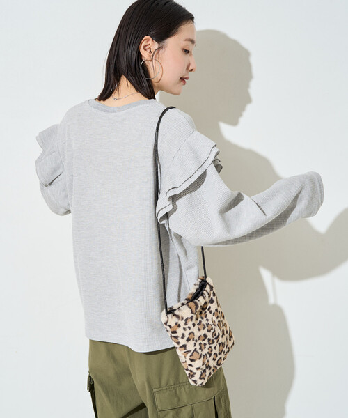 FREAK'S STORE(フリークスストア)の「限定展開 ワッフル フリル 袖 ロングスリーブ プルオーバー(Tシャツ/カットソー・レディース・グレー/ネイビー/レッド/ナチュラル/チャコールグレー/ブラウン・フリ-)」の19枚目の写真