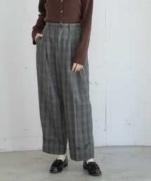 ヘリンボーンチェック裾ベルトタックパンツ