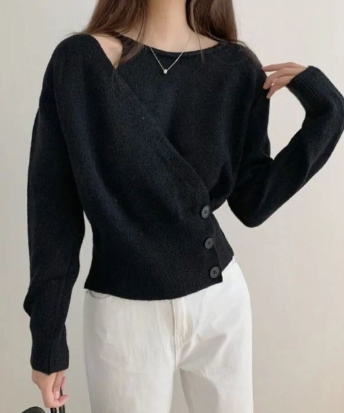 Beststore(ベストストア)の「アシンメトリーボタンラップニットトップス(ニット/セーター・レディース・ベージュ/レッド/ピンク/オフホワイト/イエロー/ダークグレー/ダークブルー/ブラック・FREE)」の14枚目の写真
