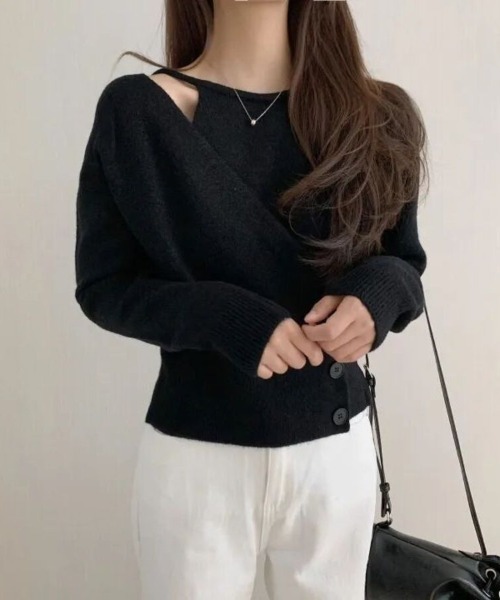 Beststore(ベストストア)の「アシンメトリーボタンラップニットトップス(ニット/セーター・レディース・ベージュ/レッド/ピンク/オフホワイト/イエロー/ダークグレー/ダークブルー/ブラック・FREE)」の15枚目の写真