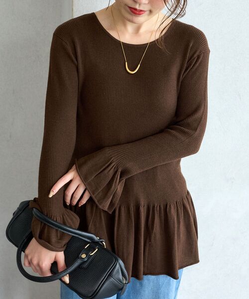 le.coeur blanc（ルクールブラン）の「TORRAZZO DONNA フリルデザインニット（ニット/セーター・レディース・ホワイト/ブラック/ブラウン・38）」の3枚目の写真