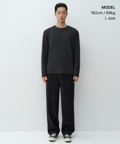 MUSINSA STANDARD（ムシンサスタンダード）の「レギュラークルーネック長袖ニットTシャツ[ブラック]（Tシャツ/カットソー・メンズ・その他・2XL/SMALL/MEDIUM/LARGE/X-LARGE/3XL）」の2枚目の写真