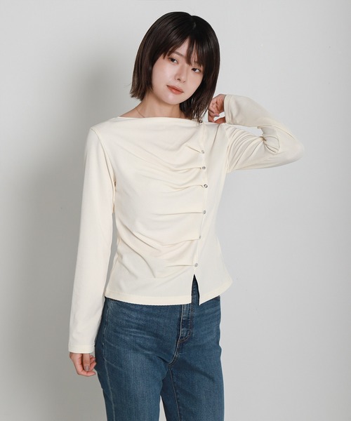 libelle more(リベル モア)の「フロントタックアシンメリブトップス(Tシャツ/カットソー・レディース・ブラック/ネイビー/アイボリー/ボルドー・M)」の14枚目の写真