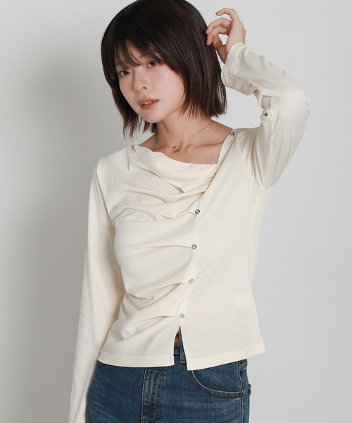 libelle more(リベル モア)の「フロントタックアシンメリブトップス(Tシャツ/カットソー・レディース・ブラック/ネイビー/アイボリー/ボルドー・M)」の15枚目の写真