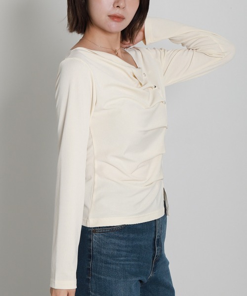 libelle more(リベル モア)の「フロントタックアシンメリブトップス(Tシャツ/カットソー・レディース・ブラック/ネイビー/アイボリー/ボルドー・M)」の16枚目の写真