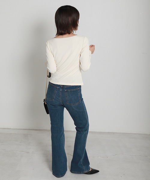 libelle more(リベル モア)の「フロントタックアシンメリブトップス(Tシャツ/カットソー・レディース・ブラック/ネイビー/アイボリー/ボルドー・M)」の20枚目の写真