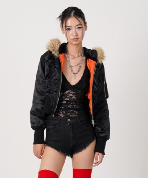 ROYAL FLASH(ロイヤルフラッシュ)の「MITSUKI/ミツキ/DESIGN RIB N-2B JACKET(その他アウター・レディース・カーキ/ブラック・F)」の6枚目の写真