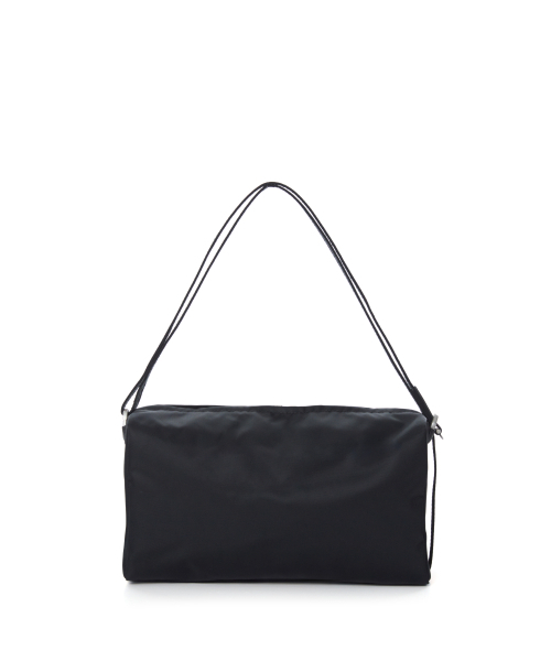 RAWROW（ロウロウ）の「ニエプス ナイロンフィルムバッグ XL [3colors]（メッセンジャーバッグ・レディース・ブラック/ブラウン/オリーブ・FREE）」の5枚目の写真