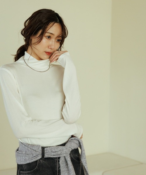 GLOBAL WORK(グローバルワーク)の「ウールテンセルハイネックプルオーバー/797335(ニット/セーター・レディース・ワインレッド/サックスブルー/グレー/フューシャピンク/グリーン系その他4/ベージュ系その他3/ホワイト/ブラック・MEDIUM/LARGE)」の14枚目の写真