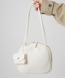 ミニポーチ付きスクエアショルダーバッグ