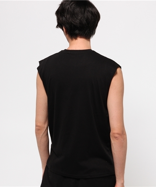 VENCEEXCHANGE(ヴァンスエクスチェンジ)の「ロング丈BOXロゴプリントノースリーブT (タンクトップ・メンズ・オフホワイト/ブラック・MEDIUM/LARGE)」の4枚目の写真