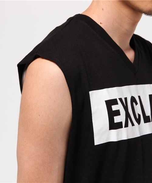 VENCEEXCHANGE(ヴァンスエクスチェンジ)の「ロング丈BOXロゴプリントノースリーブT (タンクトップ・メンズ・オフホワイト/ブラック・MEDIUM/LARGE)」の6枚目の写真