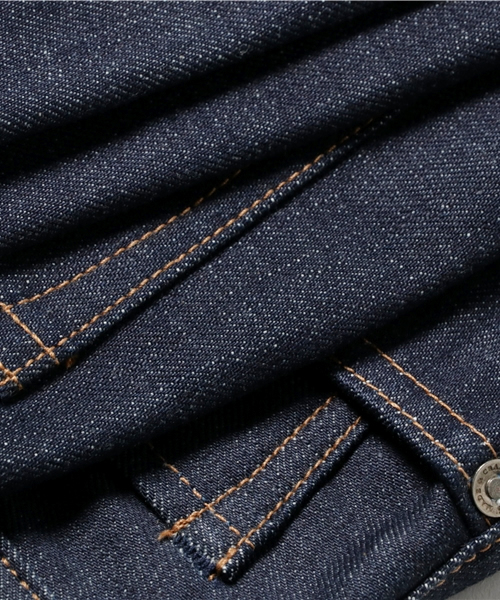 Levi's Made & Crafted（リーバイスメイドアンドクラフテッド）の「LEVI'S(R) MADE&CRAFTED(TM) レイルストレートフィット ブルー RAIL STRAIGHT NON STRETCH SELVED（デニムパンツ・メンズ・ブルー・W31 L34/W32 L34/W30 L34/W34 L34/W28 L34/W33 L34/W29 L34/W29 L32/W30 L32/W28 L32）」の6枚目の写真