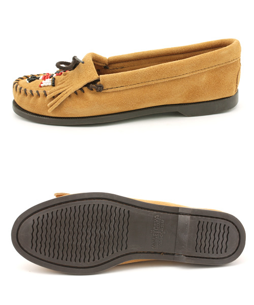 Minnetonka(ミネトンカ)の「MINNETONKA:①-0368 MOCASSIN(その他シューズ・レディース・グレー/ベージュ・6/7/8)」の3枚目の写真