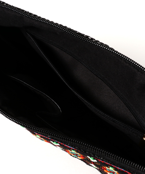 PLAIN CLOTHING（プレーンクロージング）の「2WAYチロリアンクラッチバッグ【PLAIN CLOTHING】（クラッチバッグ・レディース・ベージュ/ブラック・FREE）」の16枚目の写真