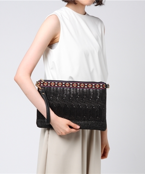 PLAIN CLOTHING（プレーンクロージング）の「2WAYチロリアンクラッチバッグ【PLAIN CLOTHING】（クラッチバッグ・レディース・ベージュ/ブラック・FREE）」の18枚目の写真