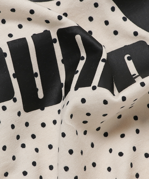 PUMA（プーマ）の「PUMA X CLASSIC TC LOGO TEE（Tシャツ/カットソー・キッズ・ベージュ・0/3/5/7）」の4枚目の写真