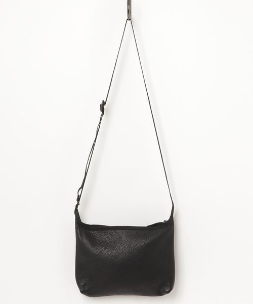 20/80（テゥエンティーエイティー）の「【20/80】SHRINK LEATHER SMALL SHOULDER（ショルダーバッグ・メンズ・ブラック/オリーブ/オレンジ・FREE）」の4枚目の写真