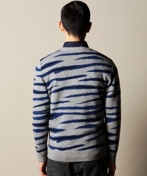 BEAUTY&YOUTH UNITED ARROWS（ビューティーアンドユースユナイテッドアローズ）の「BY ゼブラ ジャカード クルーネック ニット◆§（ニット/セーター・メンズ・グレー/ネイビー・LARGE/X-LARGE/MEDIUM/SMALL）」の9枚目の写真