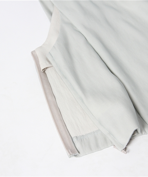 Another Edition(アナザーエディション)の「AE OGDY×フハク BLUS(シャツ/ブラウス・レディース・ホワイト/ブラック/ライトグレー・フリー)」の9枚目の写真