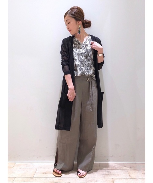 YECCA VECCA(イェッカヴェッカ)の「・麻レーヨンスリットワイドパンツ(その他パンツ・レディース・ベージュ/カーキ/イエロー/ダークネイビー・S/M)」の2枚目の写真