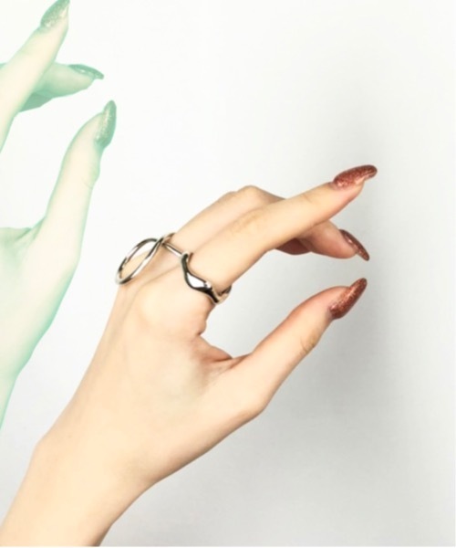 foun.（フォウン）の「foun. フォウン silver925    ウェーブシルバーリング（リング・レディース・シルバー・#13/#11）」の12枚目の写真