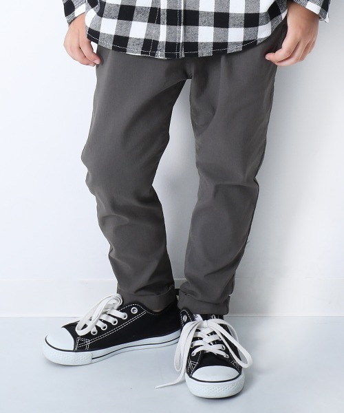 devirock（デビロック）の「ウルトラストレッチタックパンツ（その他パンツ・キッズ・ブラック/チャコール/パープル系その他2/テラコッタ/ライトベージュ/スモークピンク/パープル系その他/グリーン系その他/モカ/カーキ/オフホワイト/ベージュ/ヘザーチャコール/アイボリー/グリーン系その他2・80ｃｍ/90cm/95cm/110cm/100cm/120cm/150cm/160cm/130cm/140cm）」の5枚目の写真