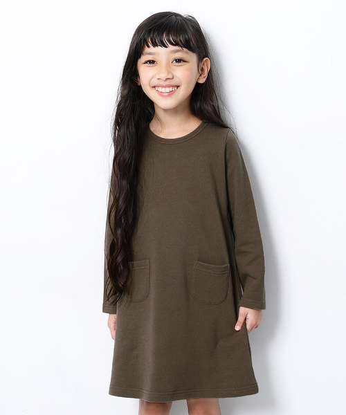 devirock（デビロック）の「スウェット長袖ワンピース（ワンピース・キッズ・ブラック/杢グレー/ネイビー/ダークグリーン/カーキ/モカ/ライトブラウン/ベージュ/グリーン系その他/ワイン/レッド系その他/パープル系その他/スモークピンク/キャメル・80ｃｍ/90cm/100cm/110cm/120cm/130cm/140cm/150cm/160cm）」の5枚目の写真